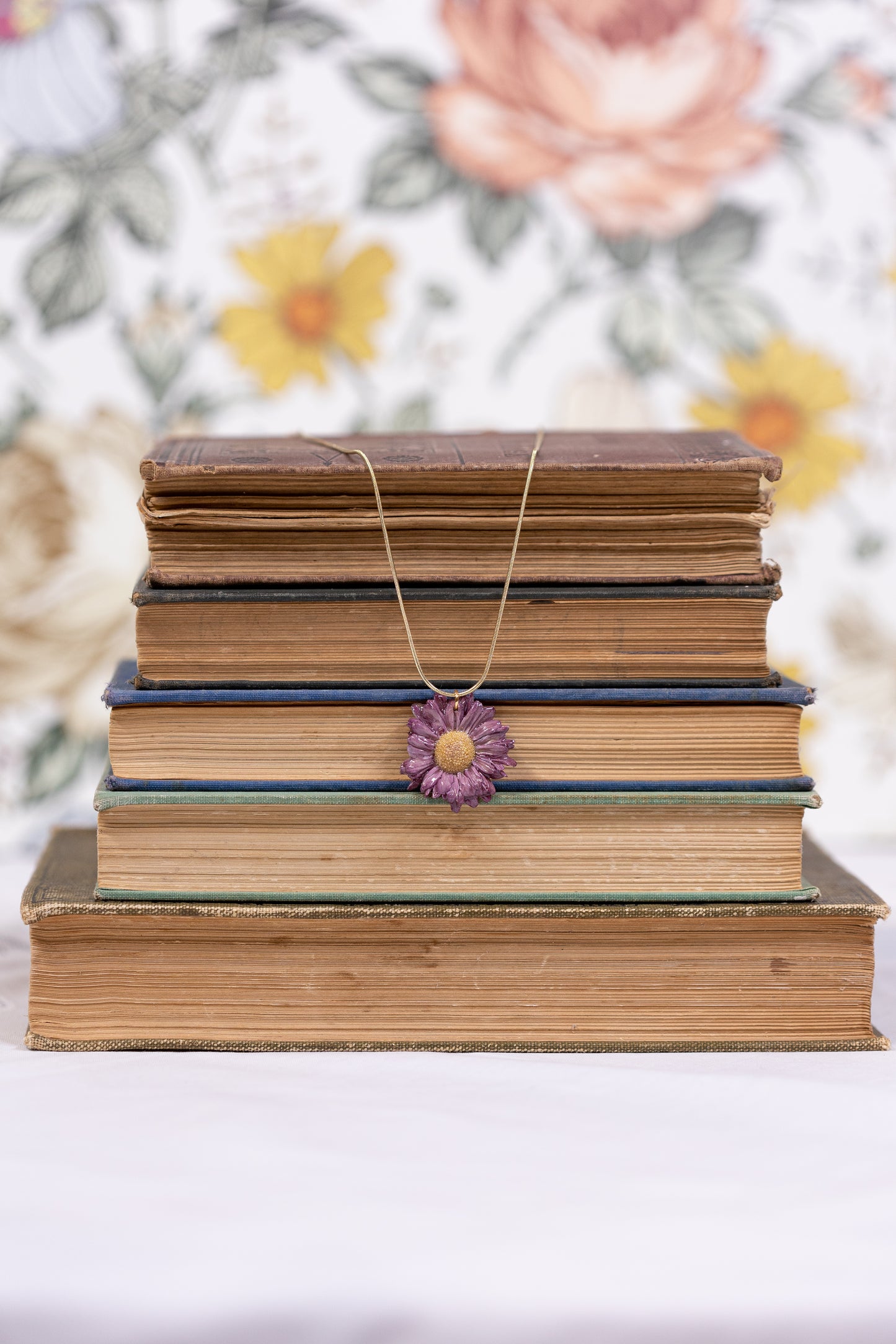 1991 Daisy Necklace