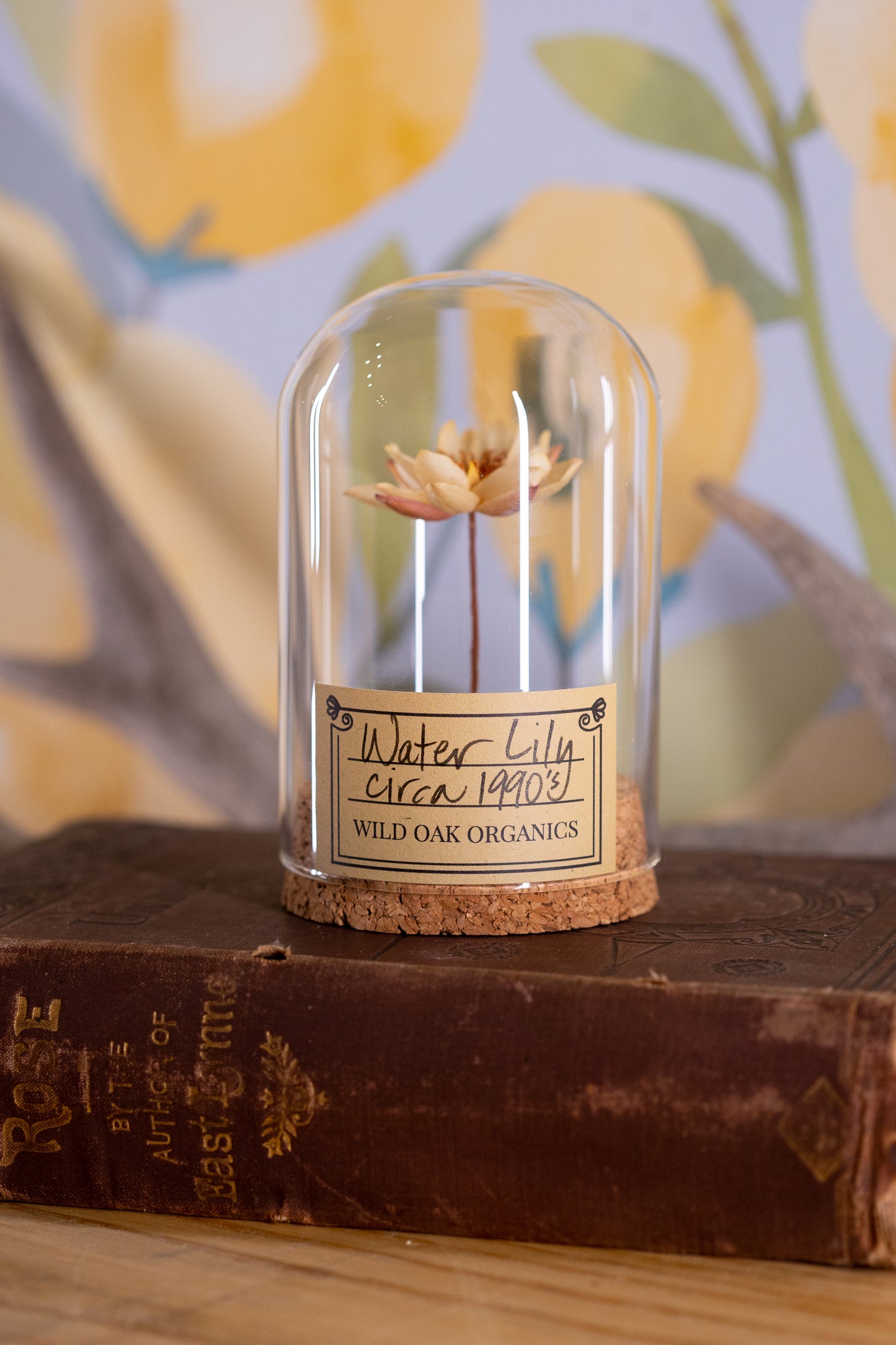 1990's Water Lily CLOCHE